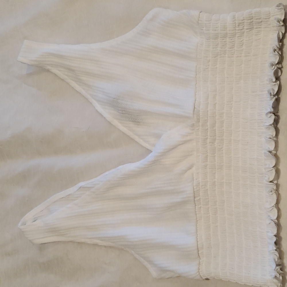 Tank top crop